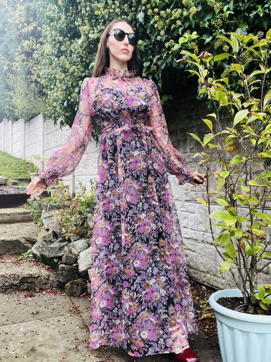 Vintage 1970s Maxi Dress Size 8 By Vera Mont Long Sleeve Floral Frilly High Neck