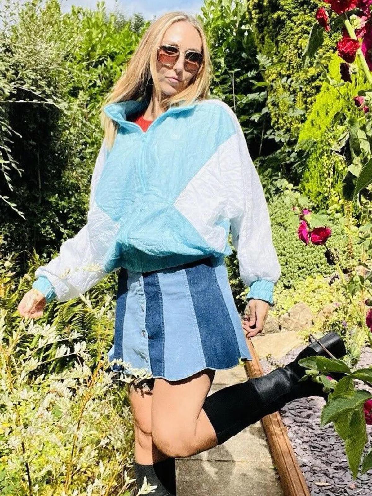 Vintage 1980s Shell Suit Jacket Zip Up Oversized Ladies Blue White Size 8 10