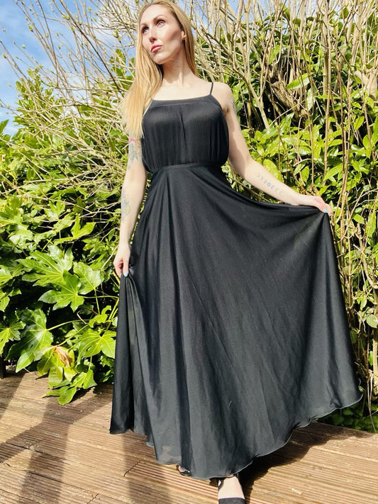 Vintage 1970s Maxi Dress Long Floaty Tie Waist Pleated Bodice Black Size 8