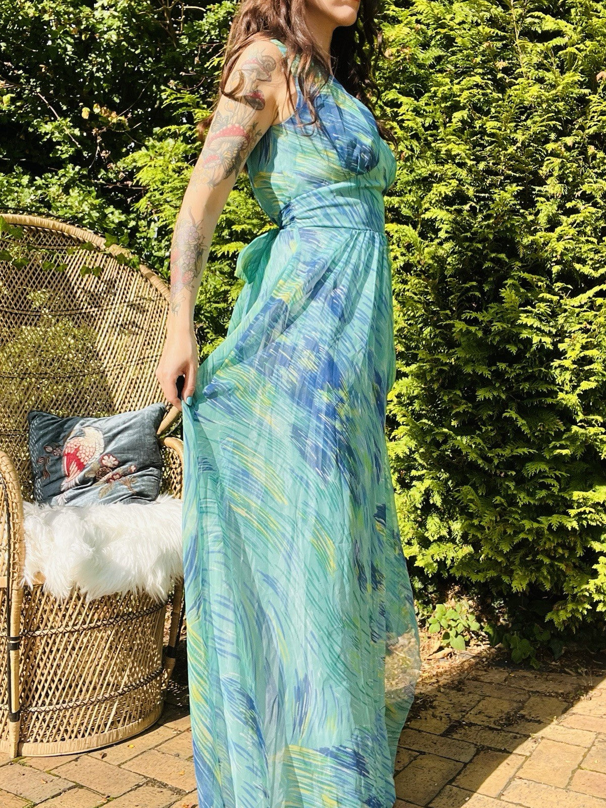 Vintage 1970s Maxi Dress Long Retro Abstract Wave Print Floaty Tie Waist Blue 12