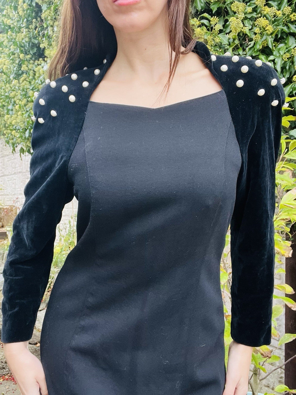 Vintage 1980s Cocktail Dress Black Size 12 Retro 80s Formal Velvet Beaded Sleeve