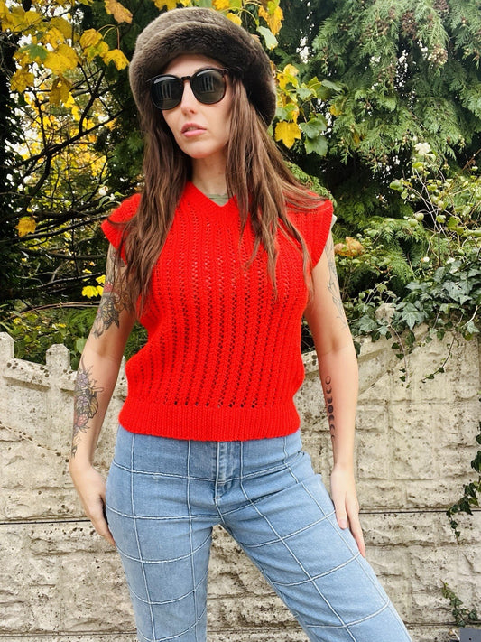 Vintage 70s Knitted Tank Top Sleeveless Jumper Crochet Vest Top Red Size 8-10