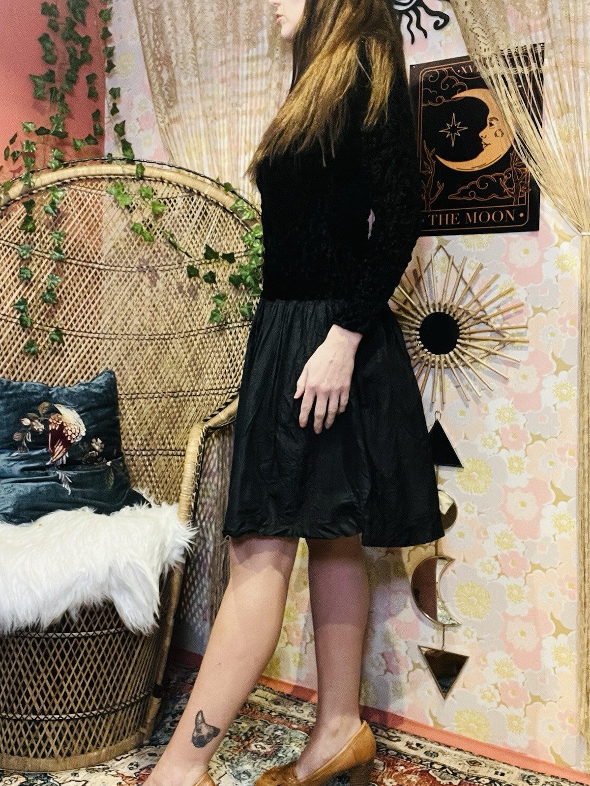 Vintage 80s Party Dress Black Size 10 Long Sleeves High Neck Velvet Retro 1980s