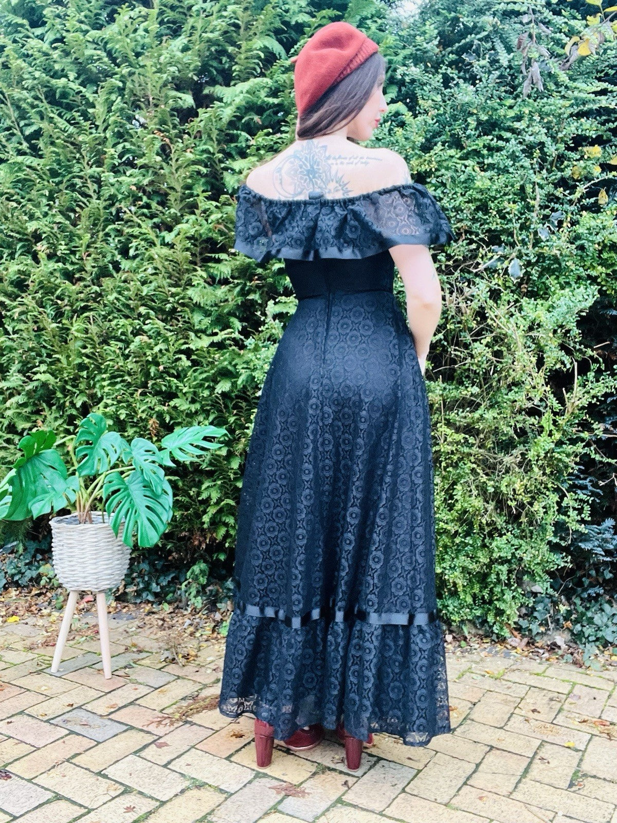 Vintage 70s maxi dress Black Size 8 by C&A Bardot Off Shoulder Whimsigoth Lace