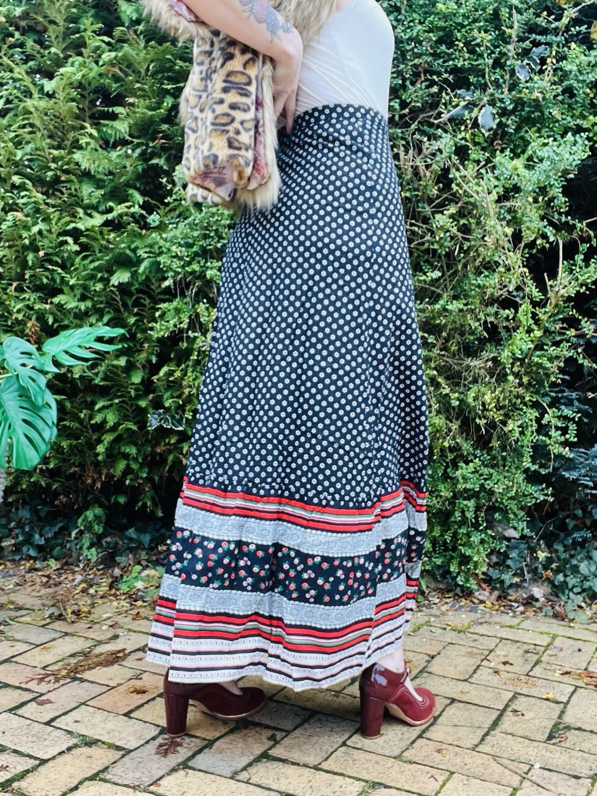 Vintage 70s Maxi Skirt Size 8 Ditsy Floral Cottage Cottagecore 100% Cotton Shirt