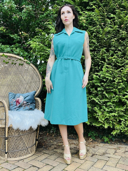 Vintage 1960s Shirt Dress Dagger Collar Belted For a Office Workwear Green 16