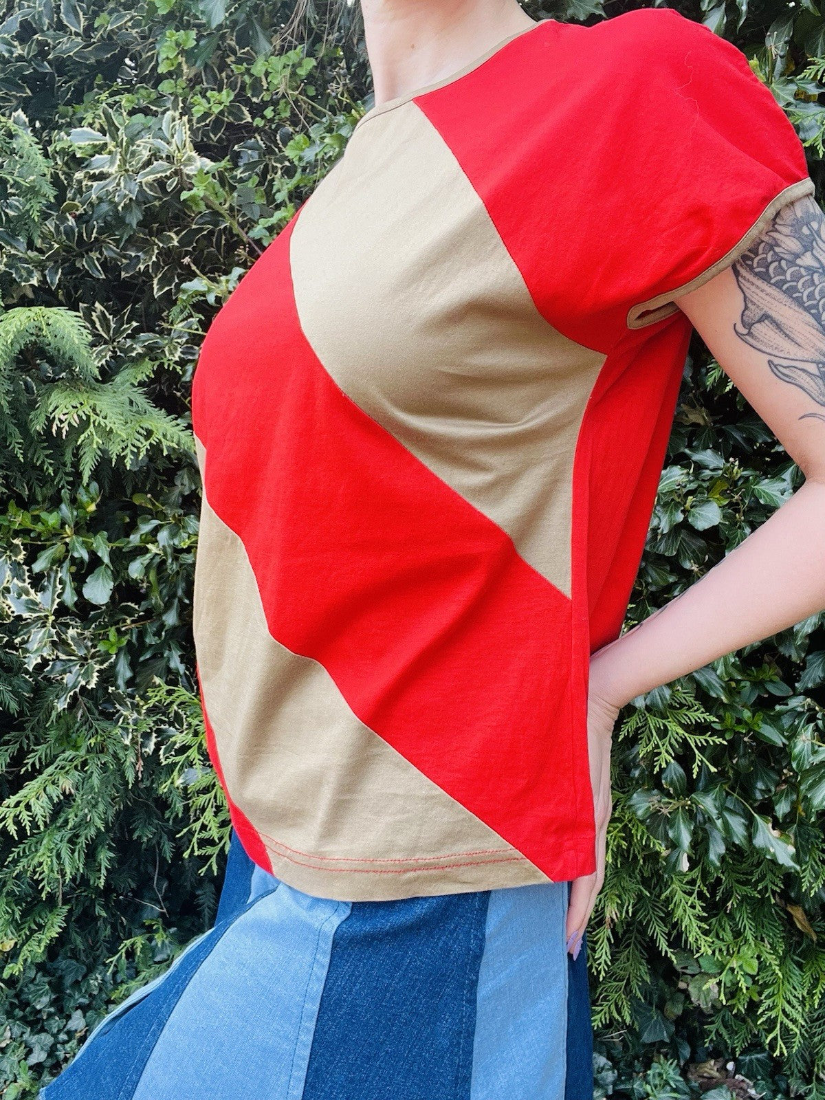 Vintage 1990s Striped T-shirt Bold Block Colour Red Beige Retro Top Size 16