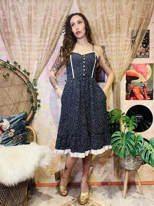 Vintage 1960s Summer Dress Polkadot With Frilly Hem And Pockets Size 12