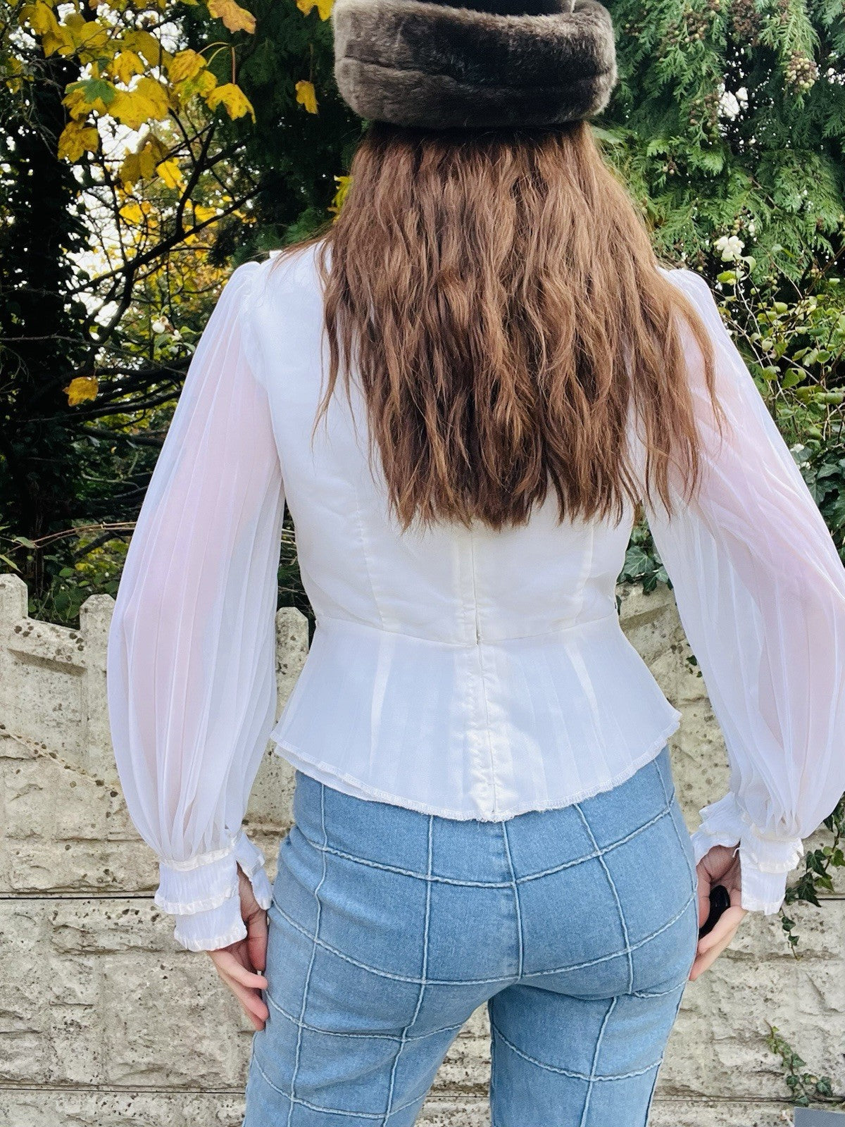 Vintage 1970s Frilly Blouse Size 12 White Balloon Sleeve High Neck Peplum Top