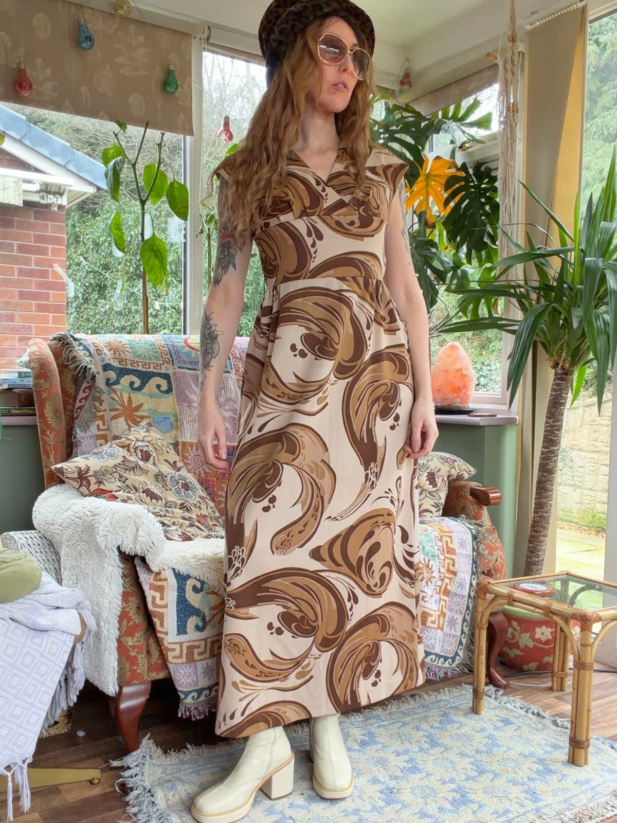 Vintage 1970s Maxi Dress Psychedelic Hippie Pattern By DK Modern Brown Size 10