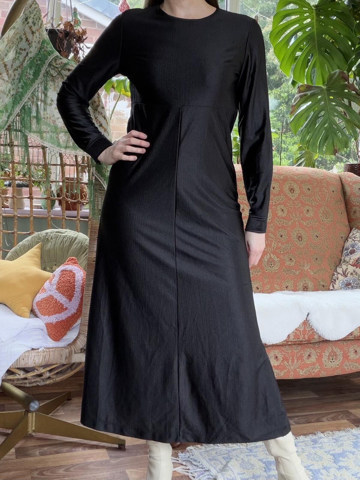 Vintage 1990s Whimsigoth Dress Long Sleeve Black Maxi Dress size 10 to 12