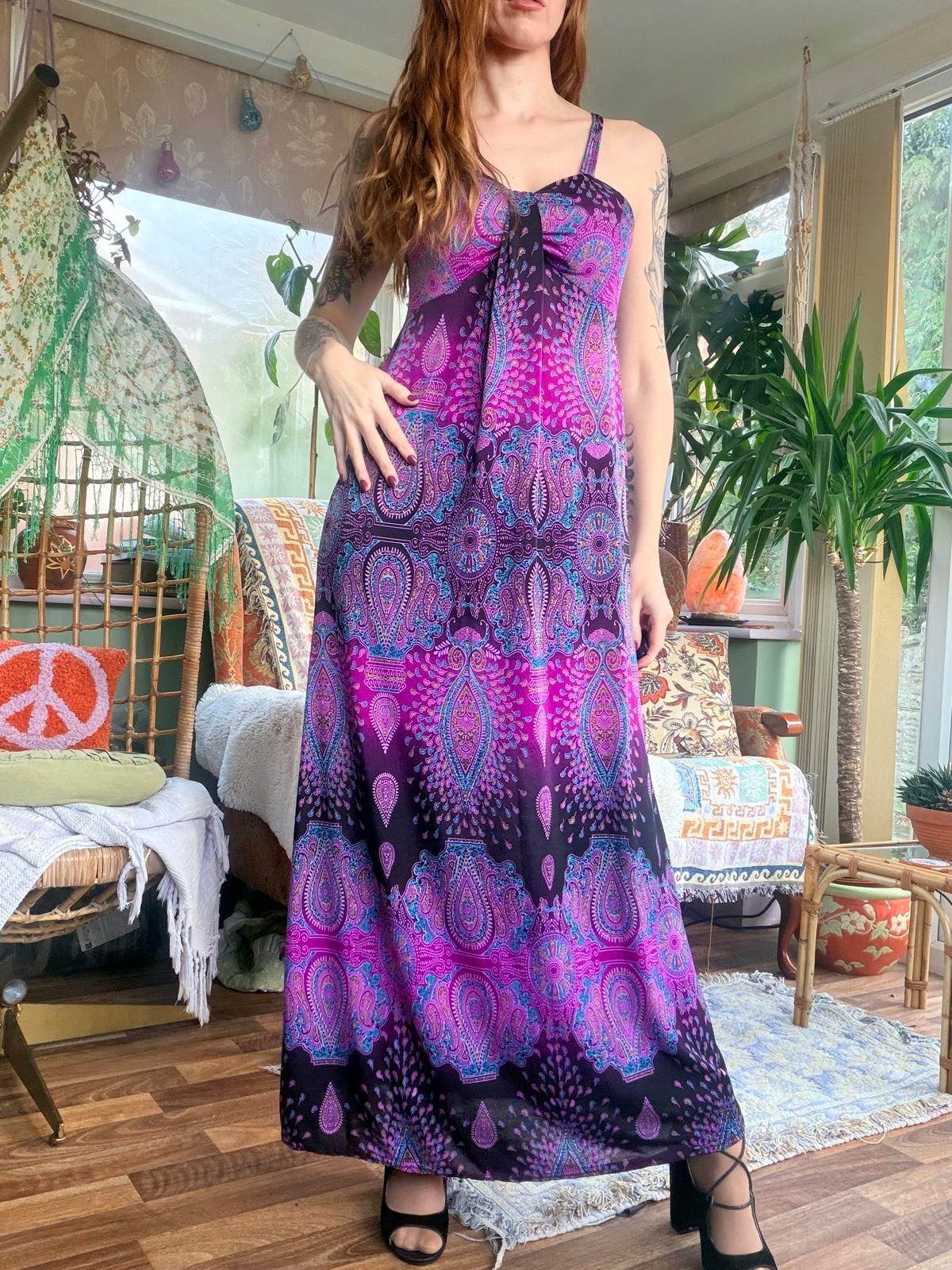 Summer Paisley Maxi Dress purple size 10 12 boho hippie long festival outfit