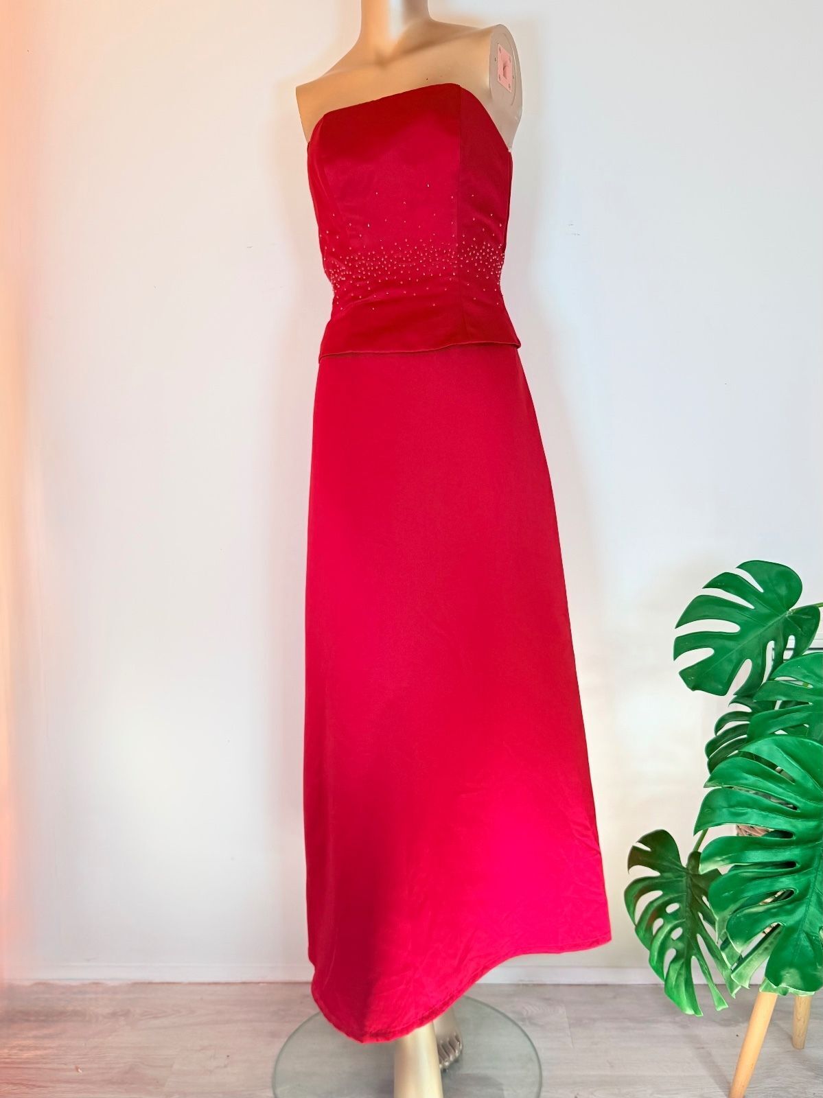 Strapless Red Evening Dress with Beaded Bodice size 6 Whimsigoth Prom ball gown